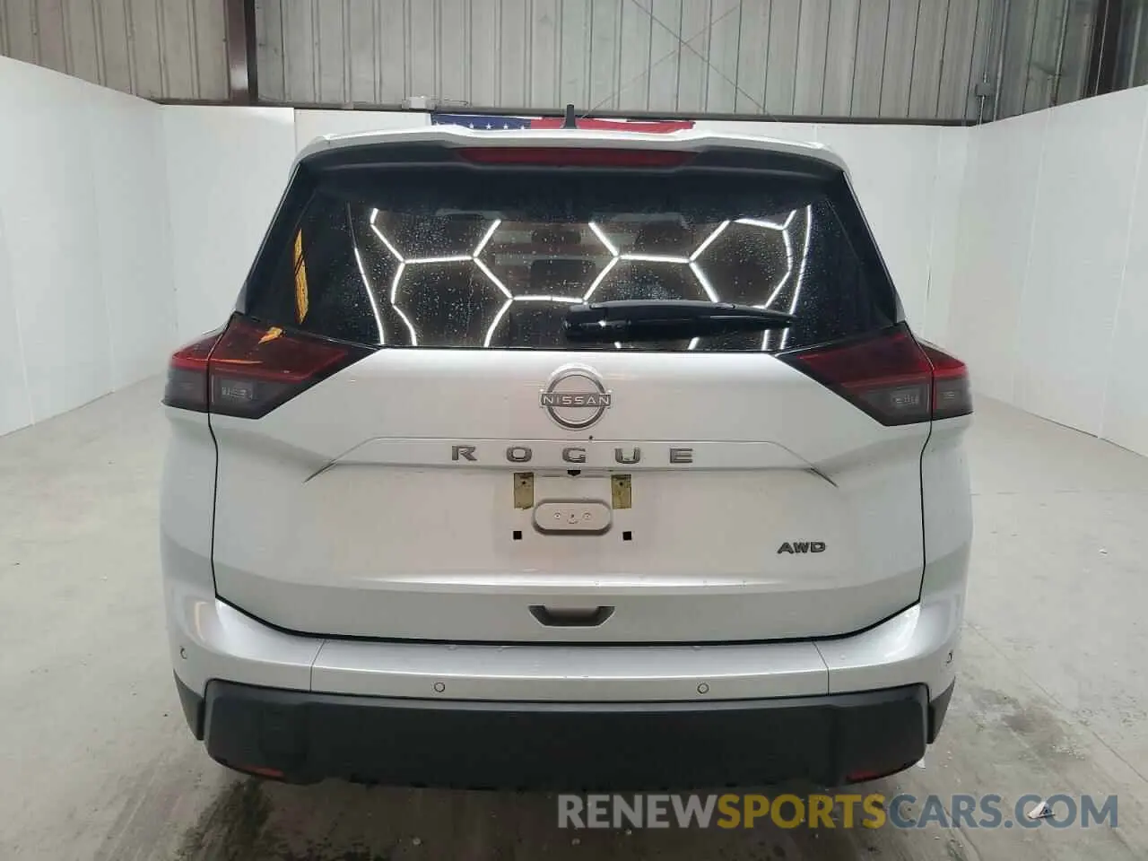 6 Photograph of a damaged car 5N1BT3AB7RC672131 NISSAN ROGUE 2024