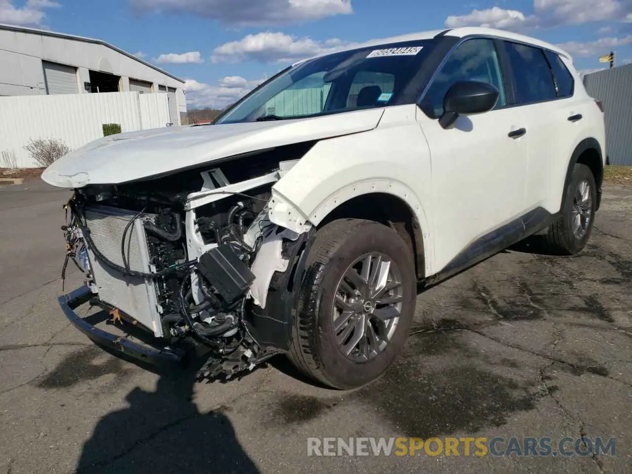 1 Photograph of a damaged car 5N1BT3AB7RC696610 NISSAN ROGUE 2024