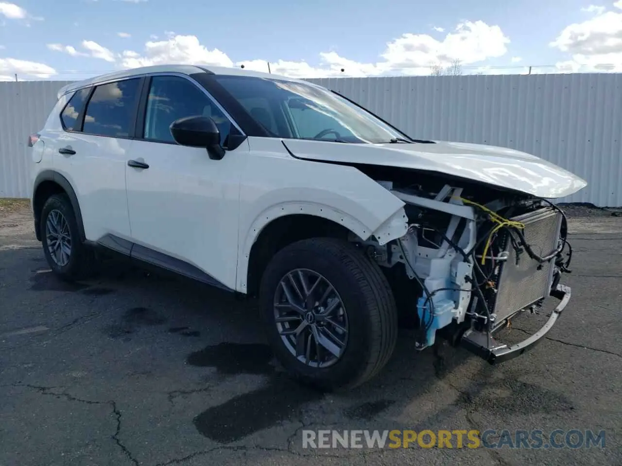 4 Photograph of a damaged car 5N1BT3AB7RC696610 NISSAN ROGUE 2024