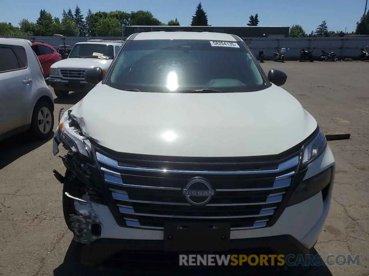 5 Photograph of a damaged car 5N1BT3AB8RC672414 NISSAN ROGUE 2024