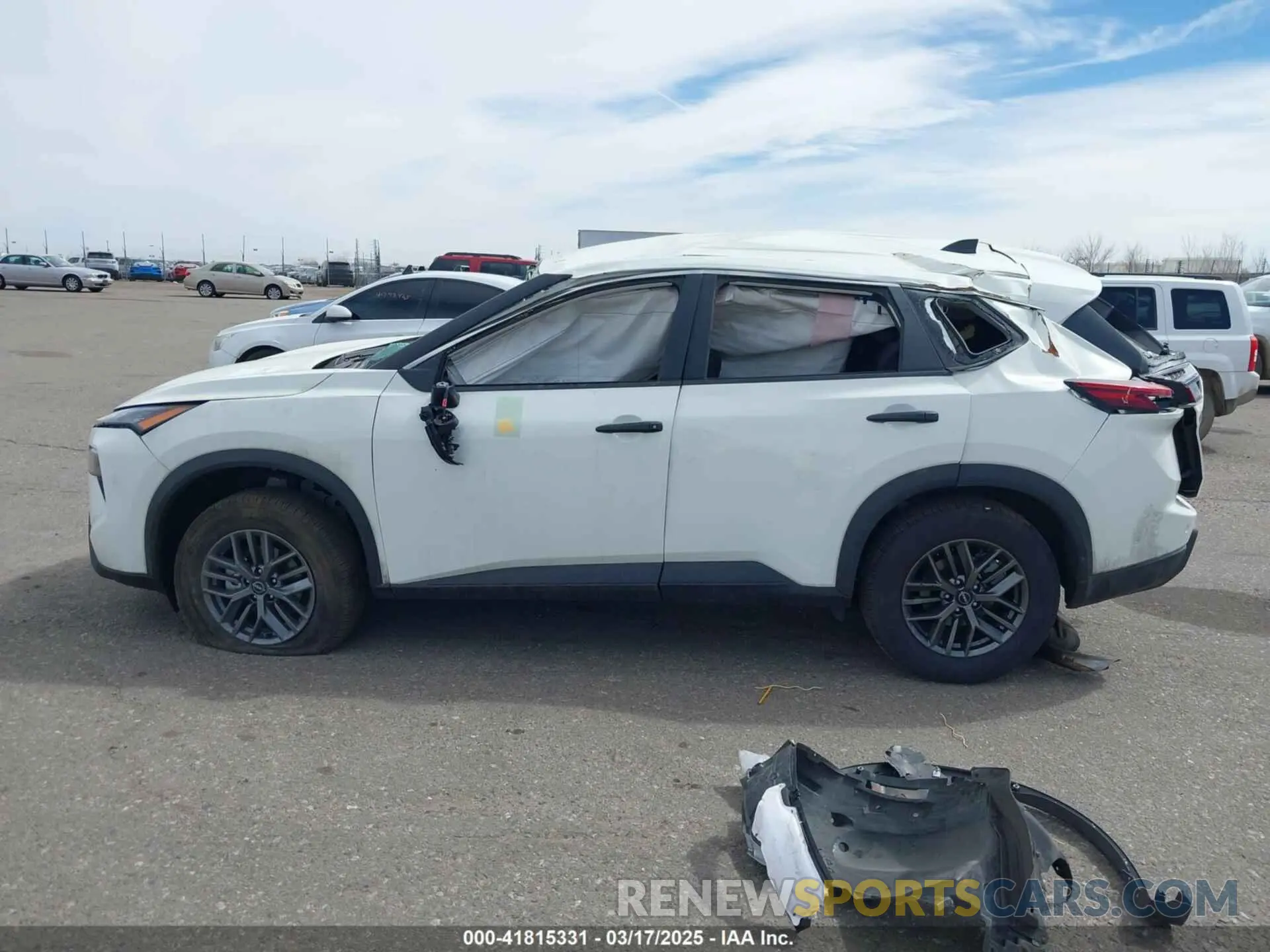 15 Photograph of a damaged car 5N1BT3AB8RC700521 NISSAN ROGUE 2024