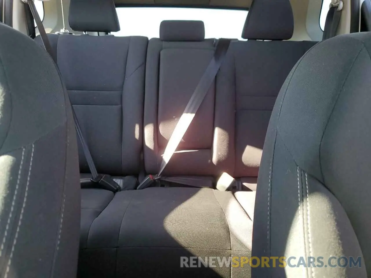 10 Photograph of a damaged car 5N1BT3AB8RC737276 NISSAN ROGUE 2024