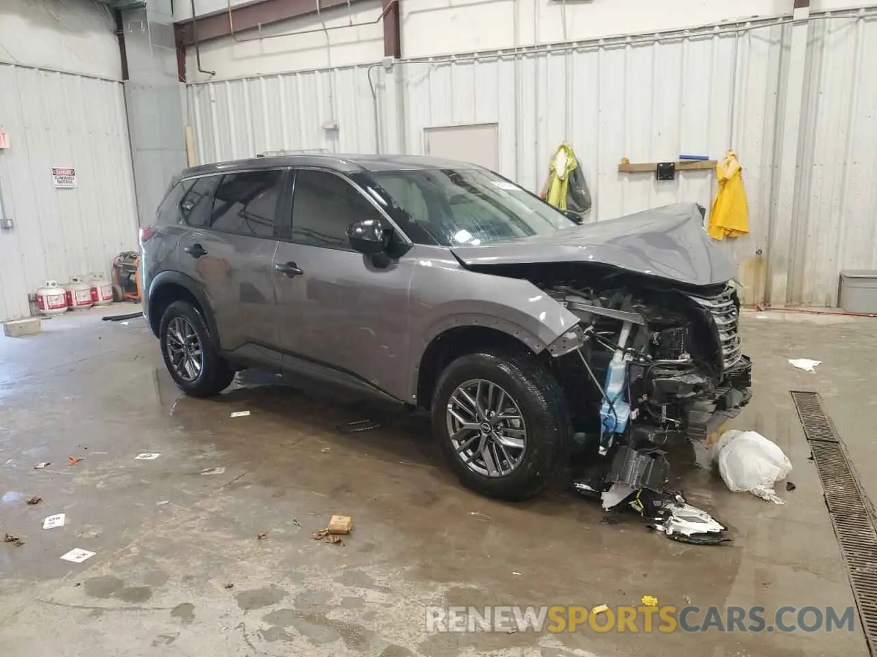 4 Photograph of a damaged car 5N1BT3AB9RC675595 NISSAN ROGUE 2024