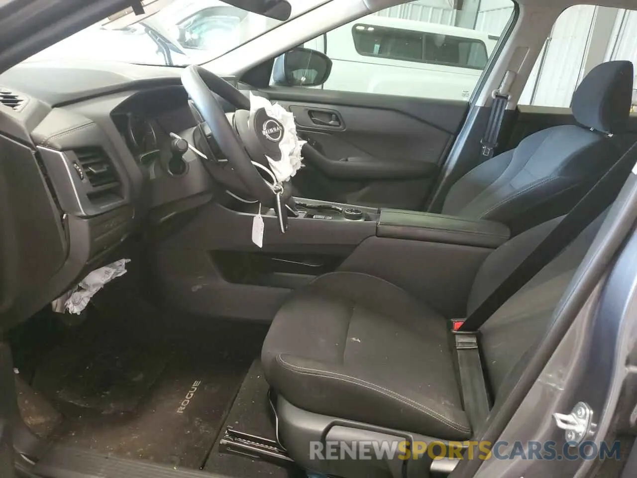 7 Photograph of a damaged car 5N1BT3AB9RC675595 NISSAN ROGUE 2024