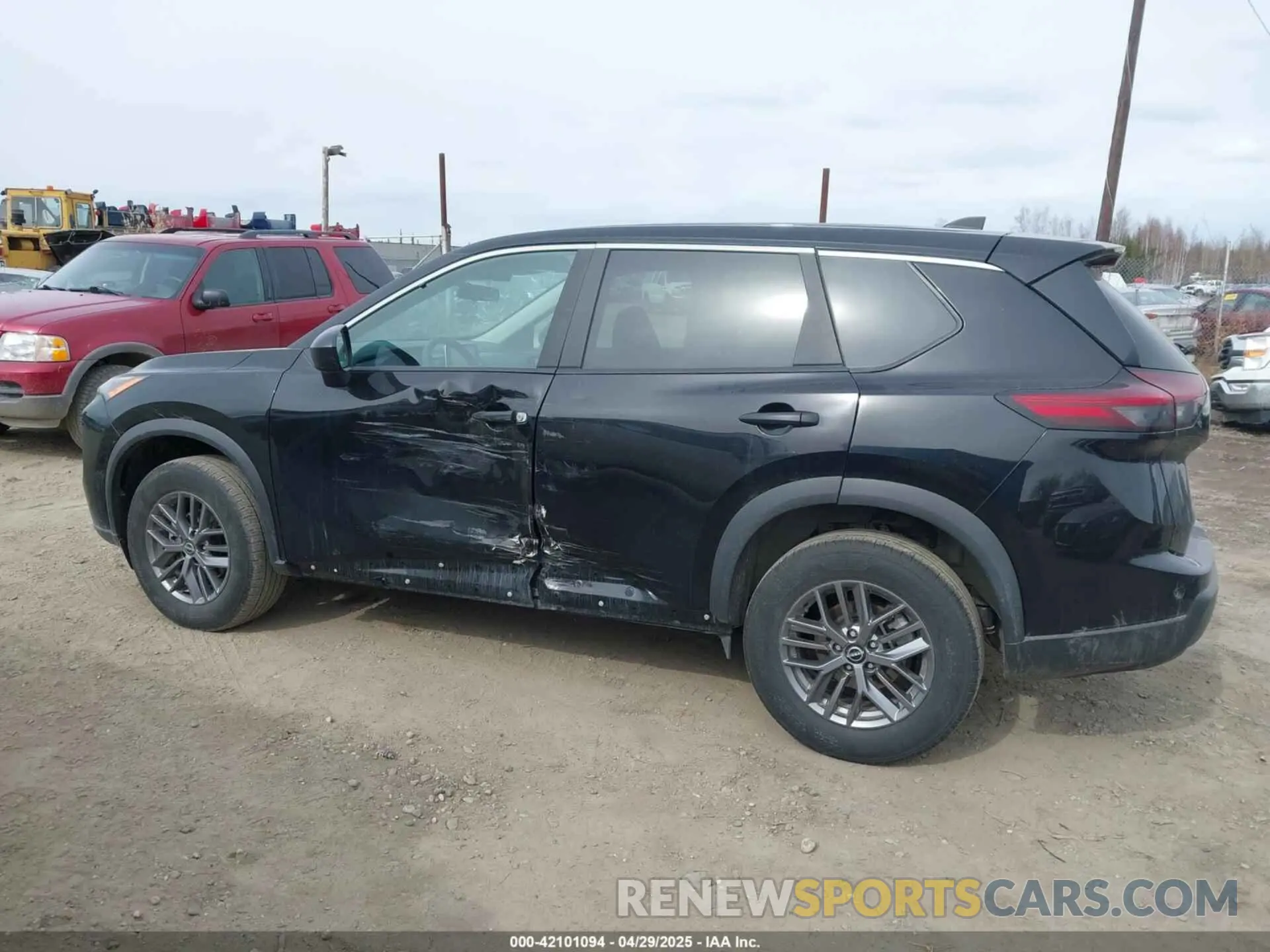 14 Photograph of a damaged car 5N1BT3AB9RC705971 NISSAN ROGUE 2024