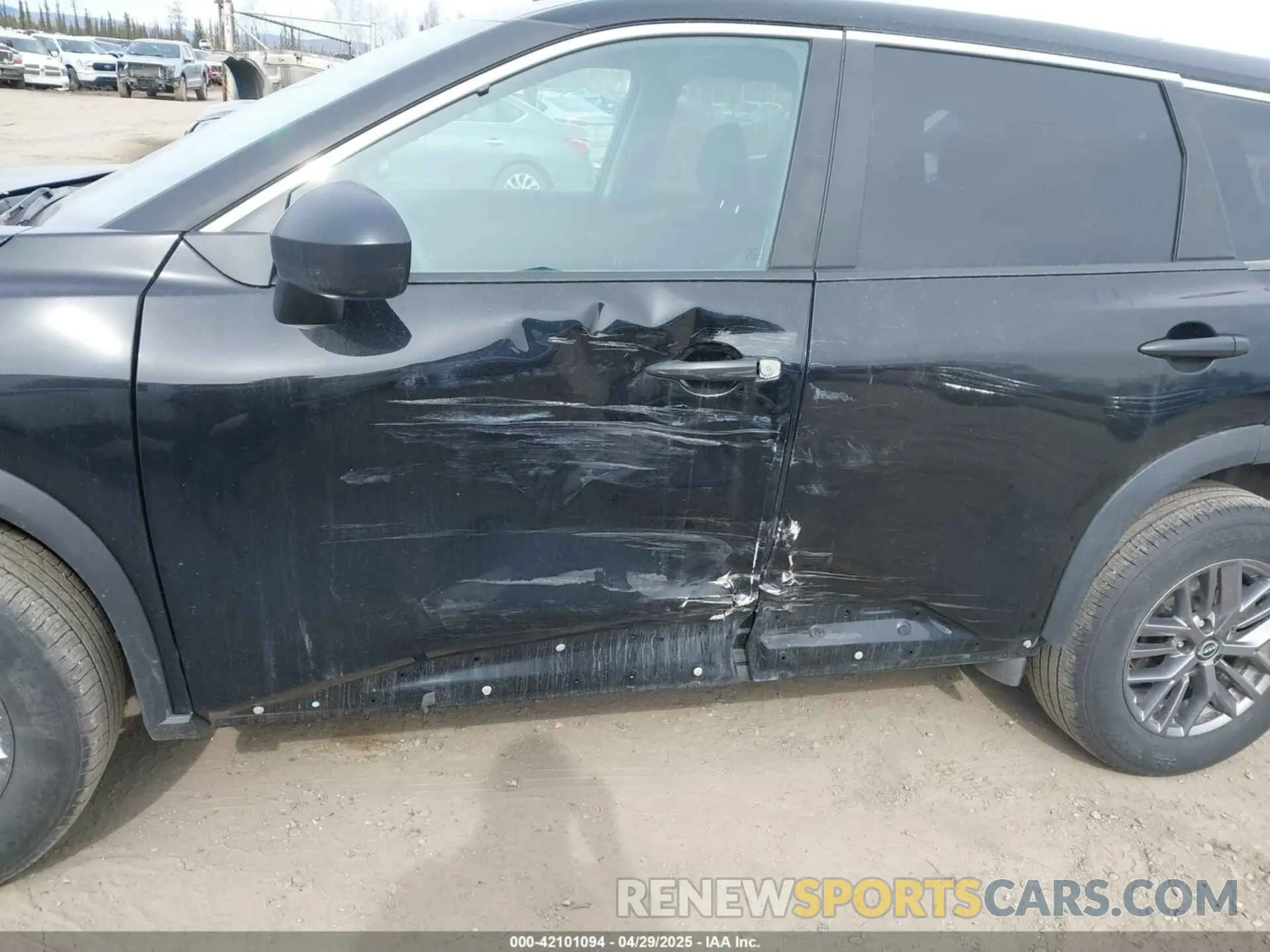6 Photograph of a damaged car 5N1BT3AB9RC705971 NISSAN ROGUE 2024