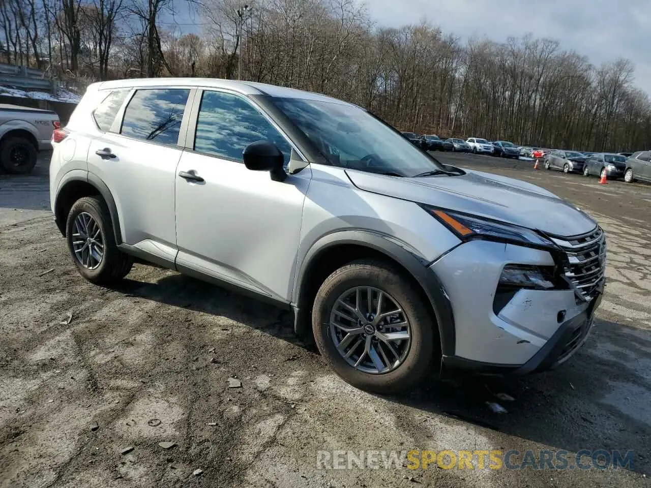 4 Photograph of a damaged car 5N1BT3AB9RC723564 NISSAN ROGUE 2024