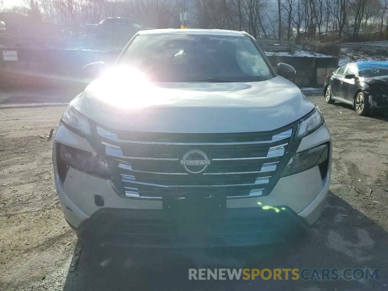 5 Photograph of a damaged car 5N1BT3AB9RC723564 NISSAN ROGUE 2024