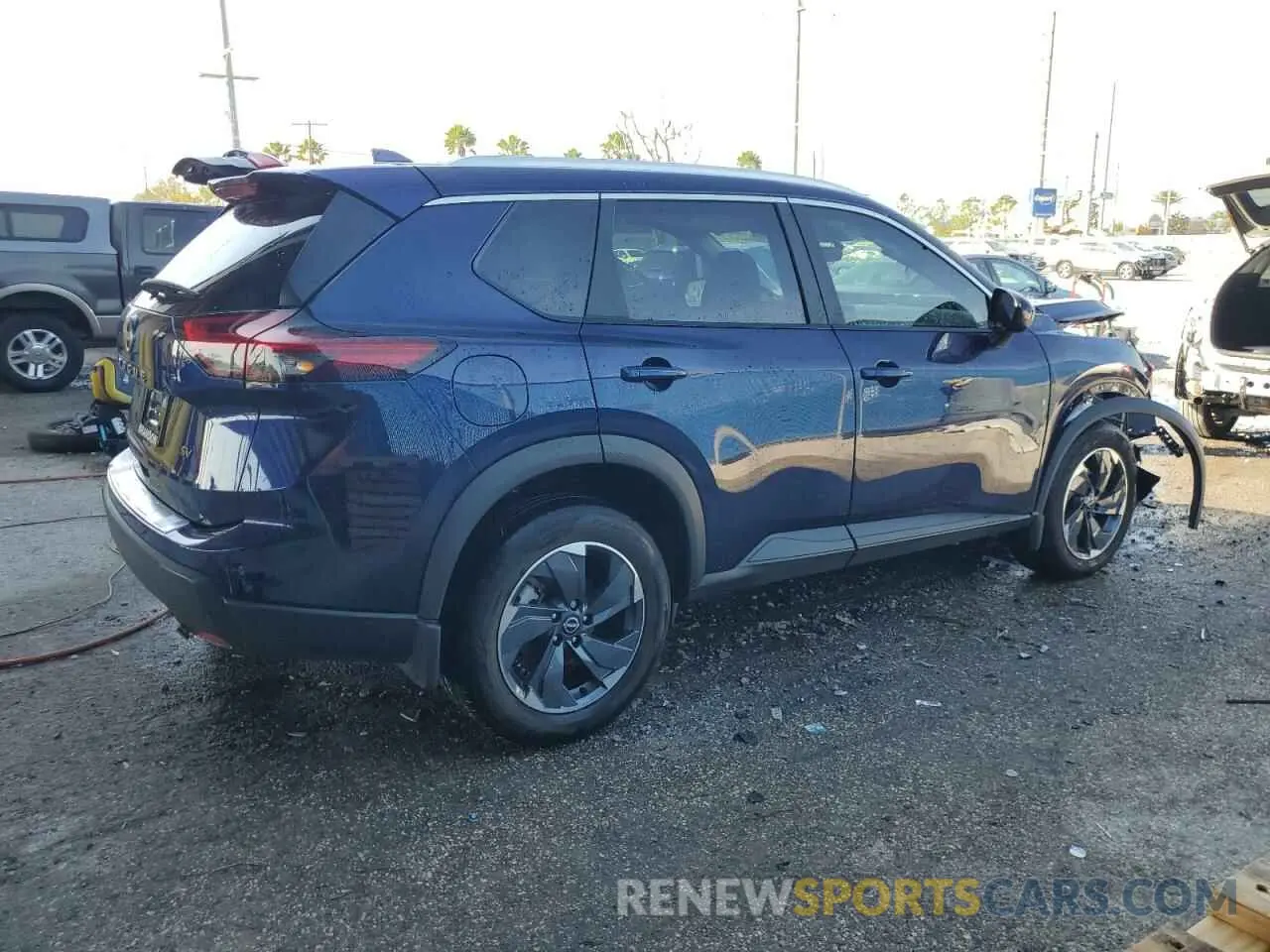 3 Photograph of a damaged car 5N1BT3BA0RC711177 NISSAN ROGUE 2024