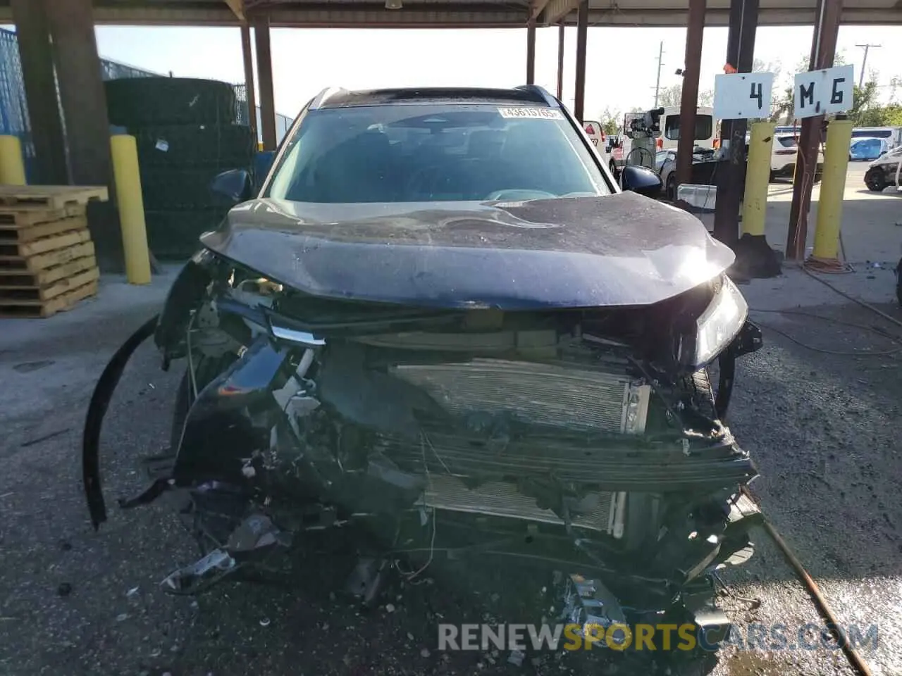 5 Photograph of a damaged car 5N1BT3BA0RC711177 NISSAN ROGUE 2024
