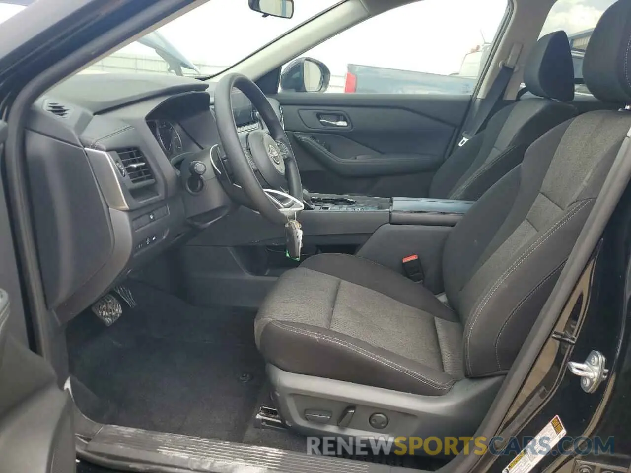 7 Photograph of a damaged car 5N1BT3BA1RC696186 NISSAN ROGUE 2024