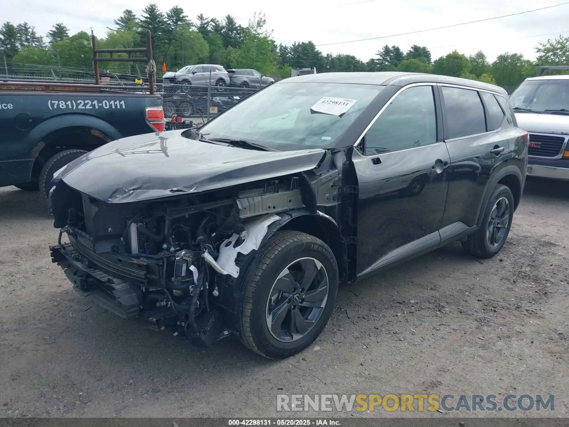 2 Photograph of a damaged car 5N1BT3BA1RC705503 NISSAN ROGUE 2024