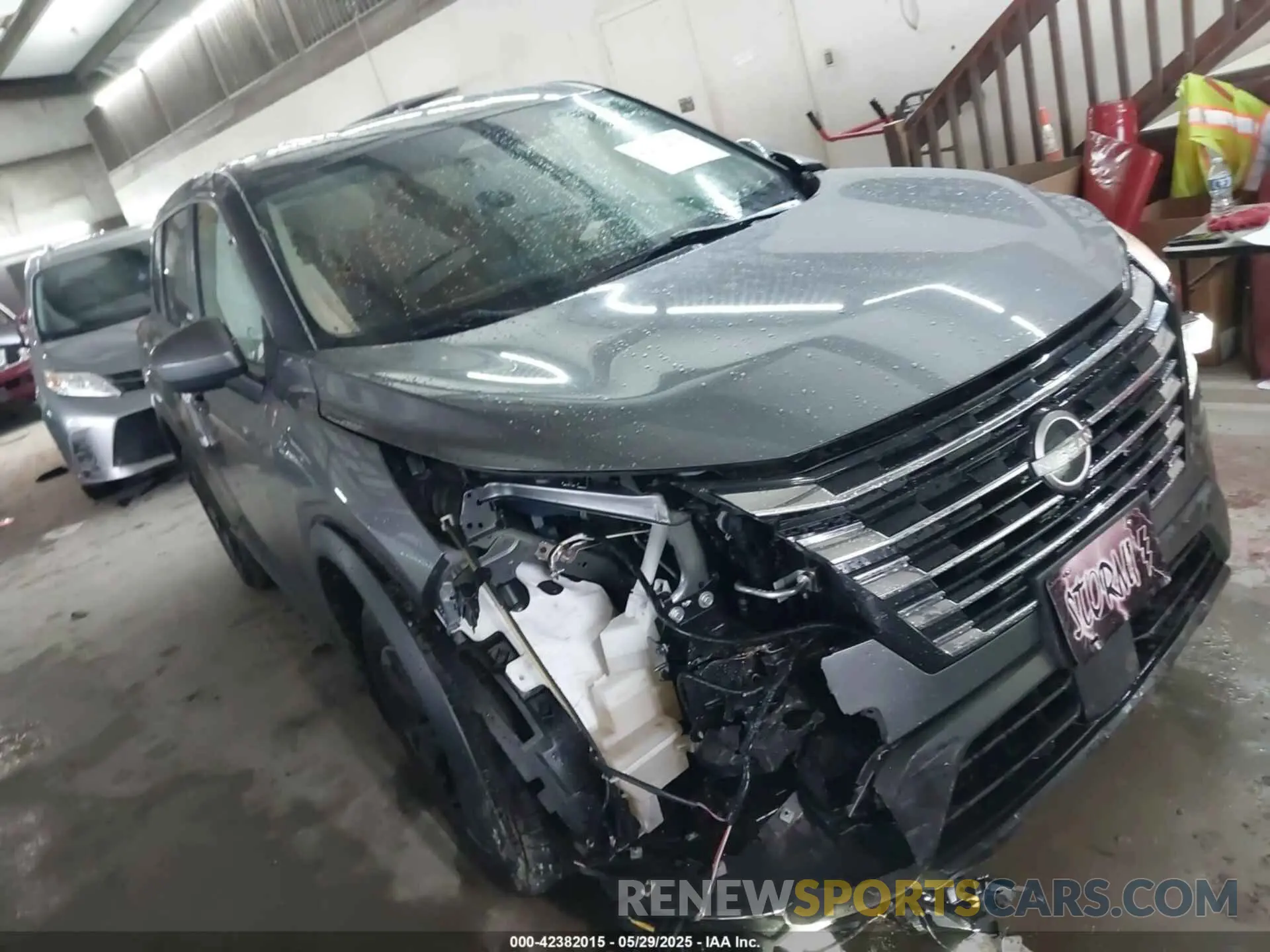 1 Photograph of a damaged car 5N1BT3BA1RC740221 NISSAN ROGUE 2024