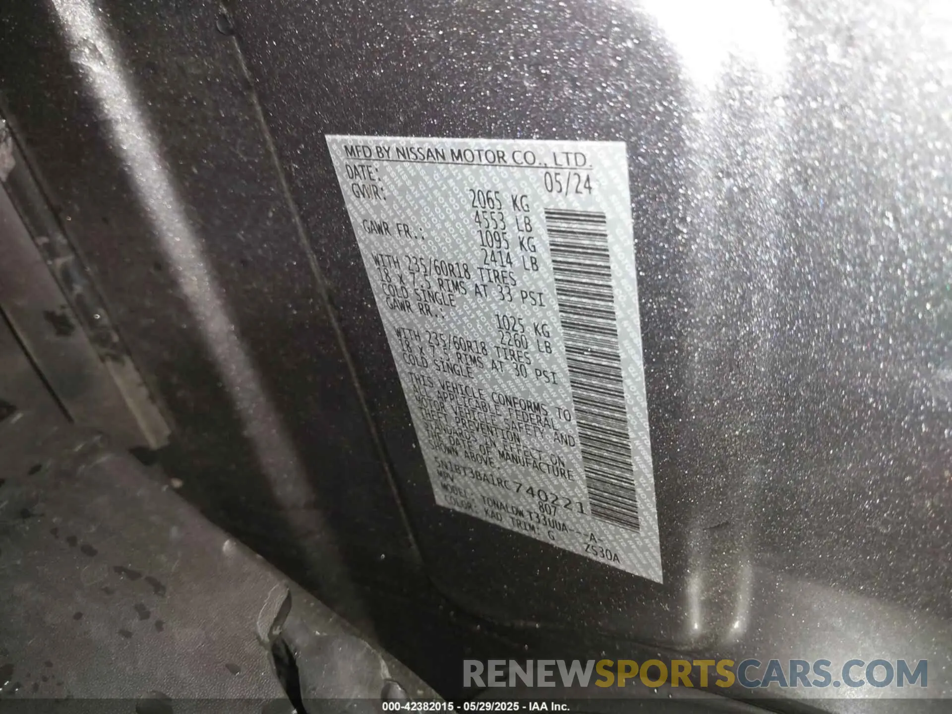 9 Photograph of a damaged car 5N1BT3BA1RC740221 NISSAN ROGUE 2024