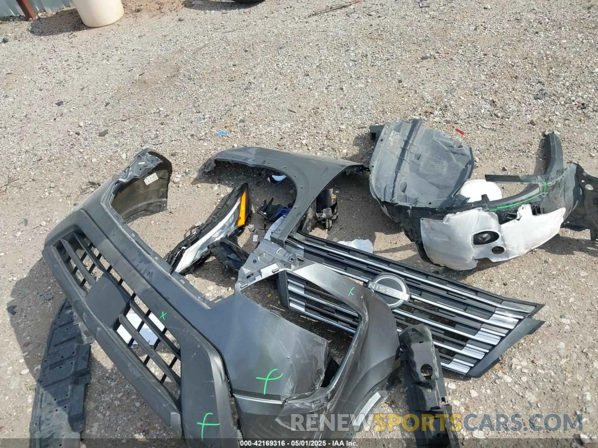 12 Photograph of a damaged car 5N1BT3BA2RC684385 NISSAN ROGUE 2024