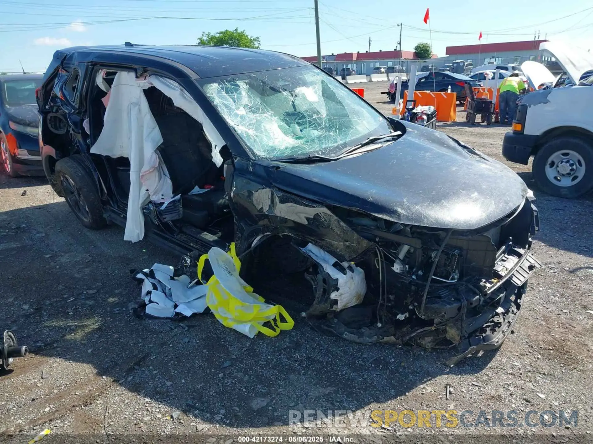 1 Photograph of a damaged car 5N1BT3BA2RC741622 NISSAN ROGUE 2024