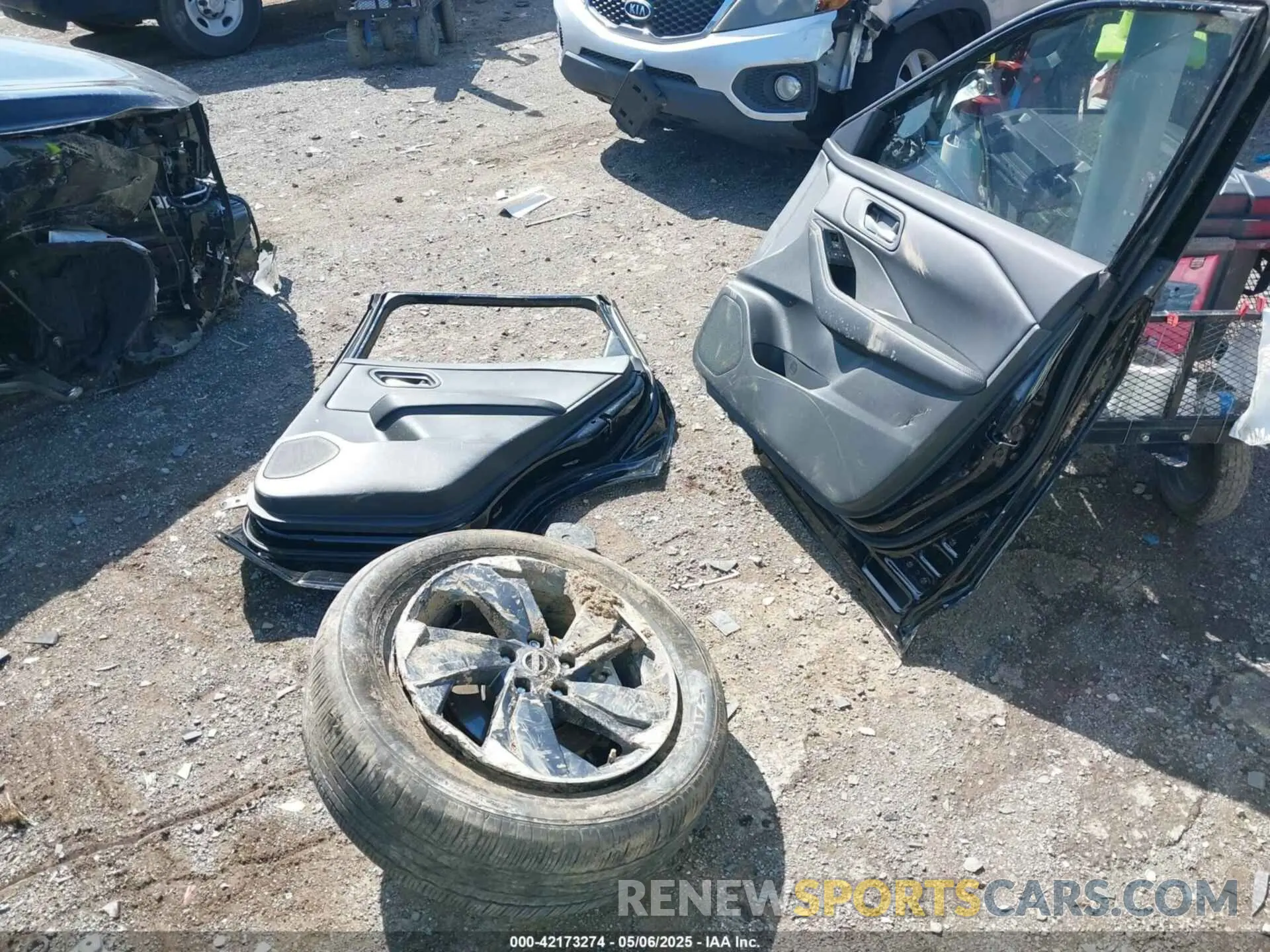 11 Photograph of a damaged car 5N1BT3BA2RC741622 NISSAN ROGUE 2024