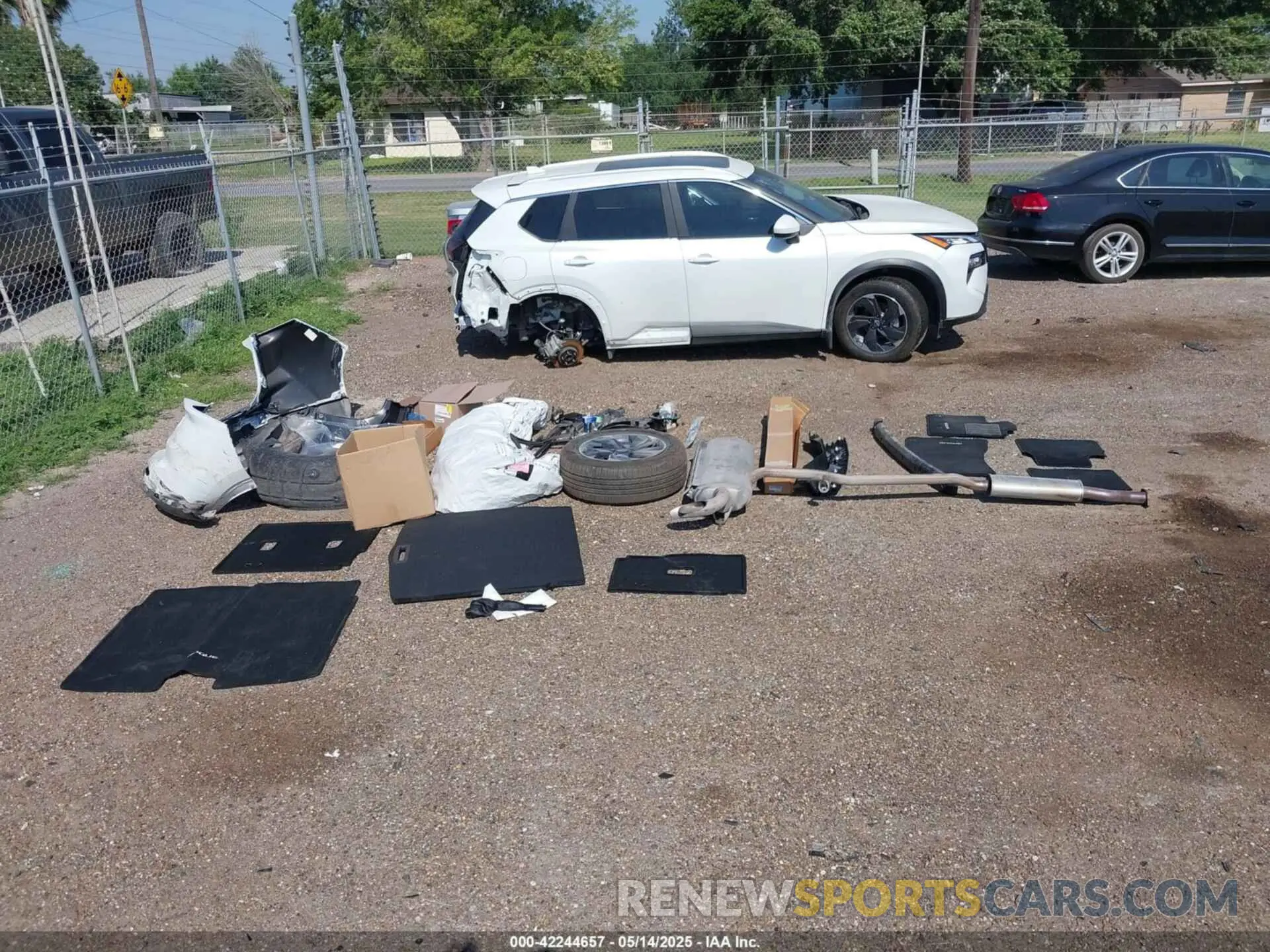 12 Photograph of a damaged car 5N1BT3BA2RC754709 NISSAN ROGUE 2024