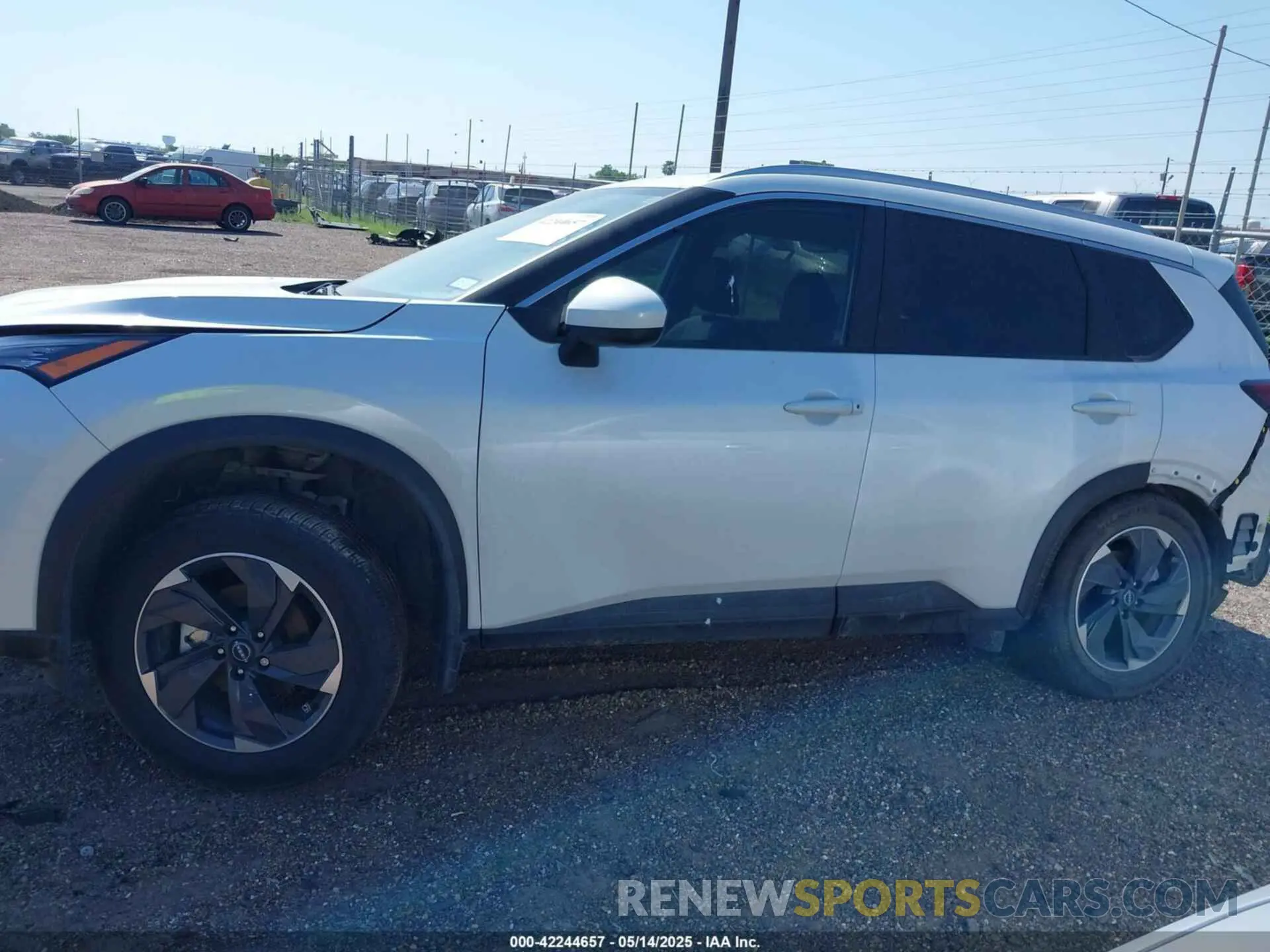 15 Photograph of a damaged car 5N1BT3BA2RC754709 NISSAN ROGUE 2024