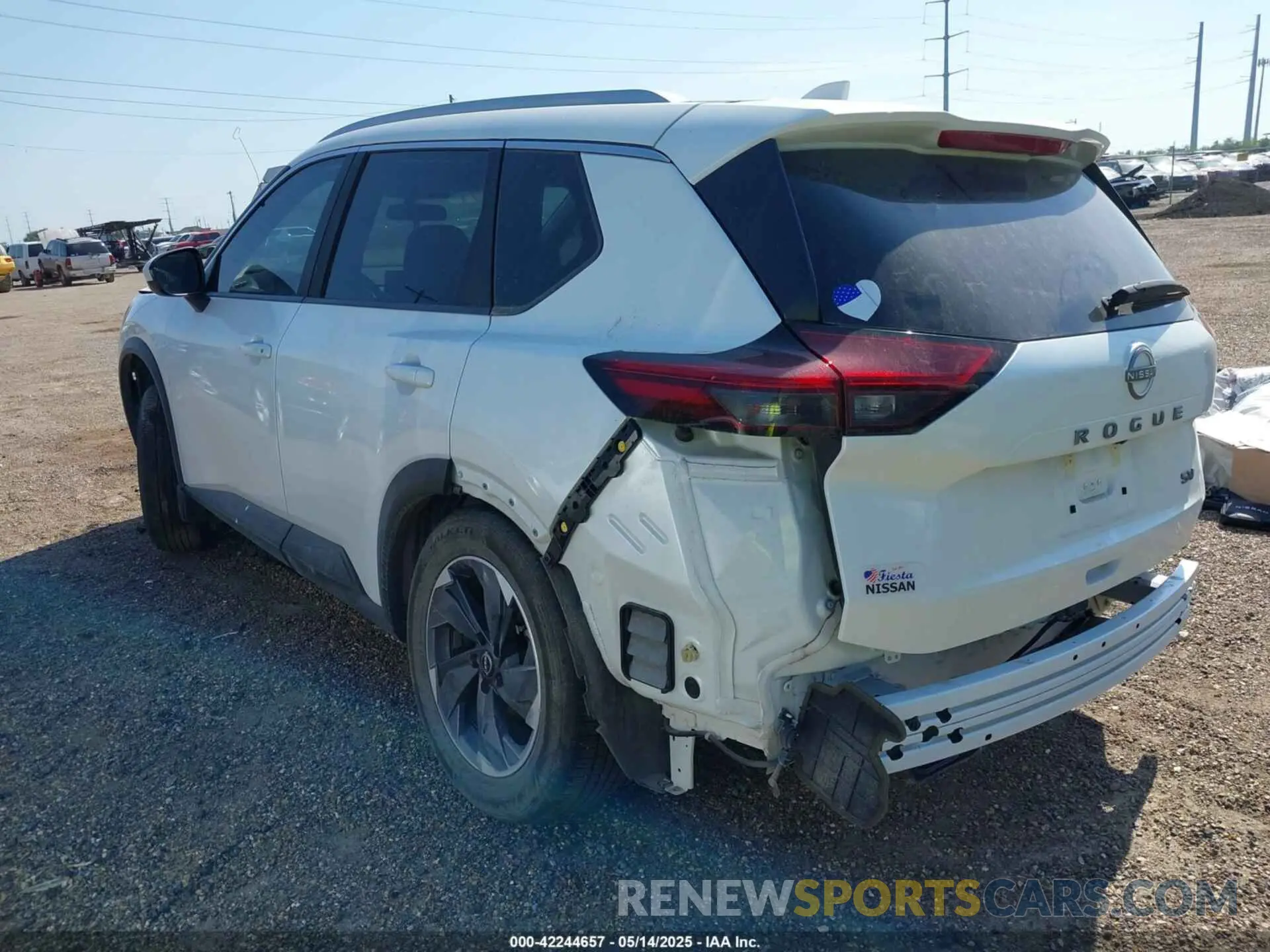 3 Photograph of a damaged car 5N1BT3BA2RC754709 NISSAN ROGUE 2024