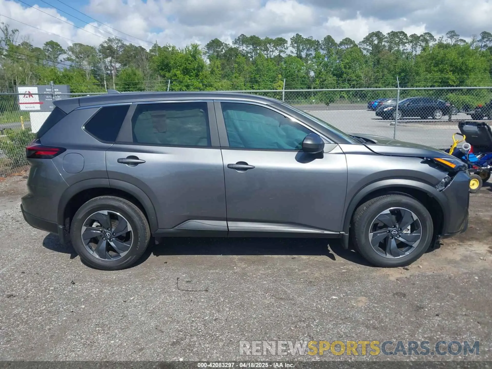 13 Photograph of a damaged car 5N1BT3BA2RC755388 NISSAN ROGUE 2024