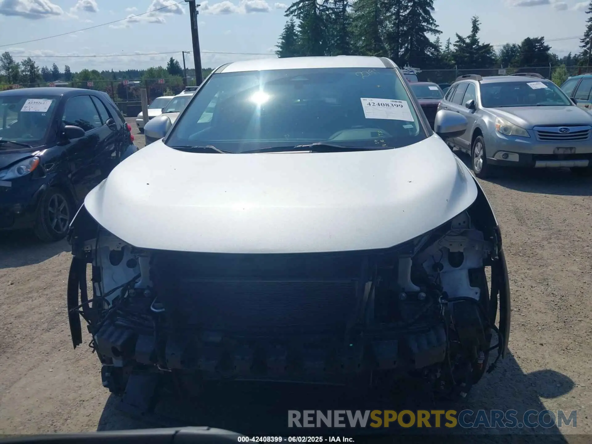 13 Photograph of a damaged car 5N1BT3BA4RC678510 NISSAN ROGUE 2024