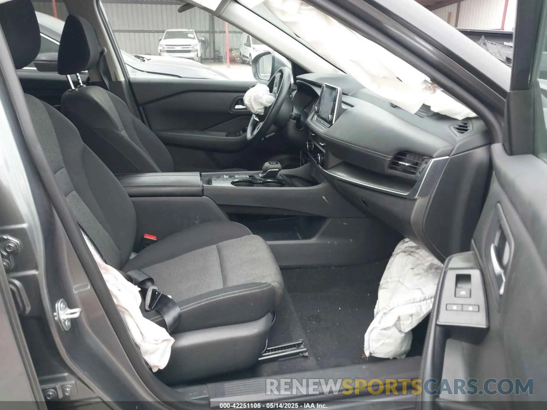 5 Photograph of a damaged car 5N1BT3BA5RC675079 NISSAN ROGUE 2024