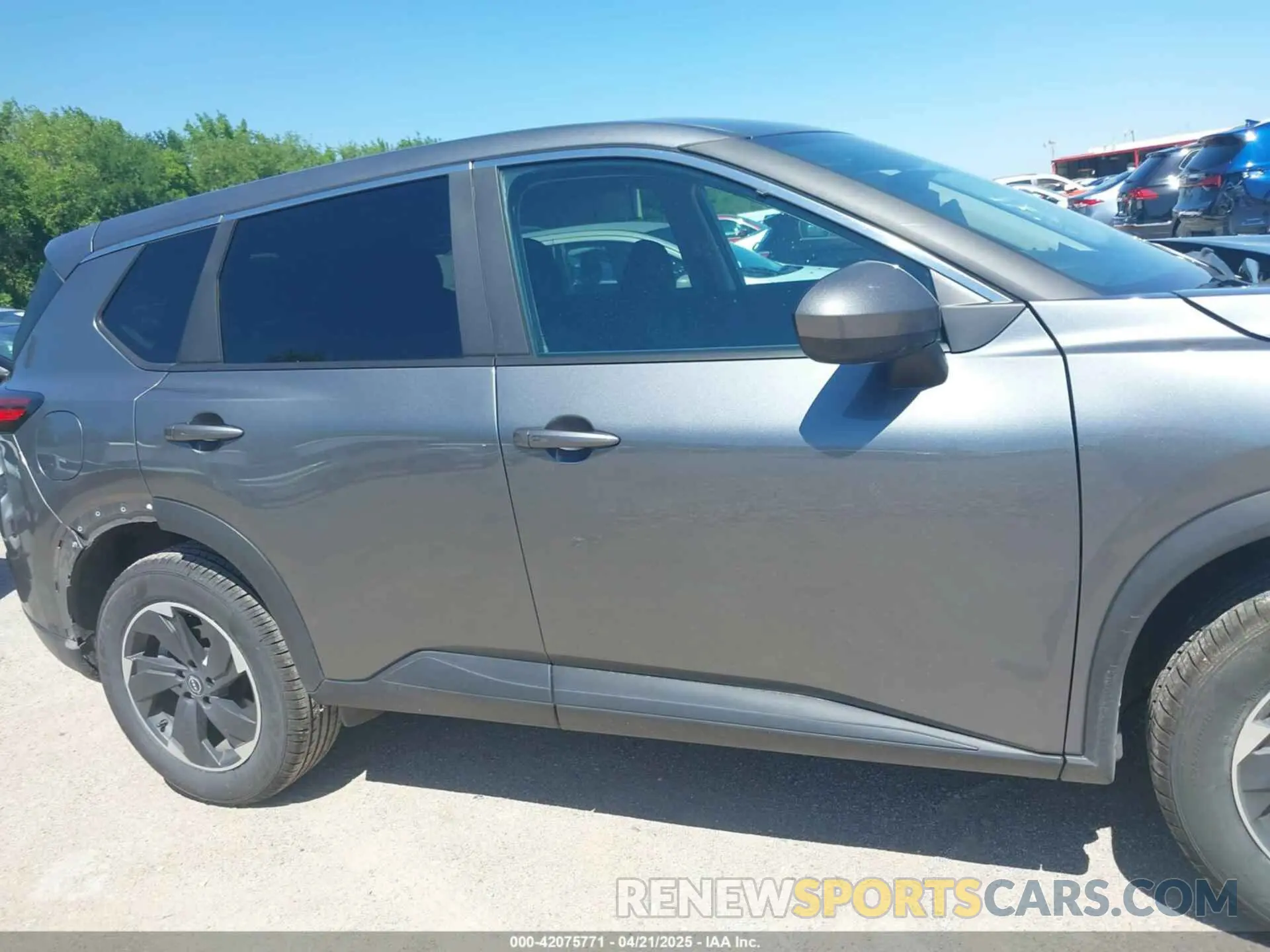 13 Photograph of a damaged car 5N1BT3BA5RC716116 NISSAN ROGUE 2024
