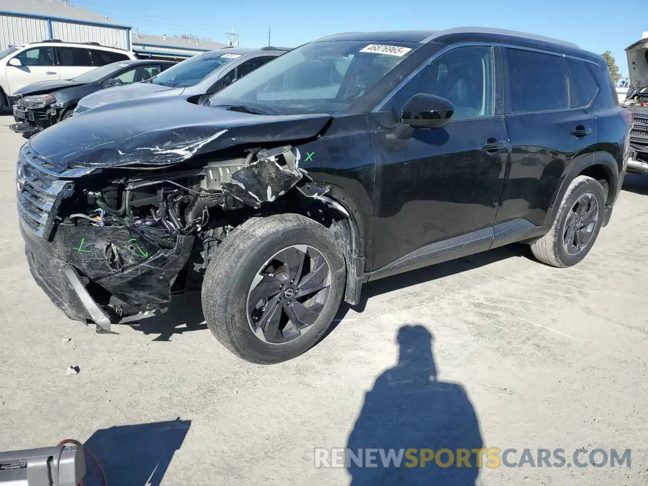 1 Photograph of a damaged car 5N1BT3BA5RC719064 NISSAN ROGUE 2024
