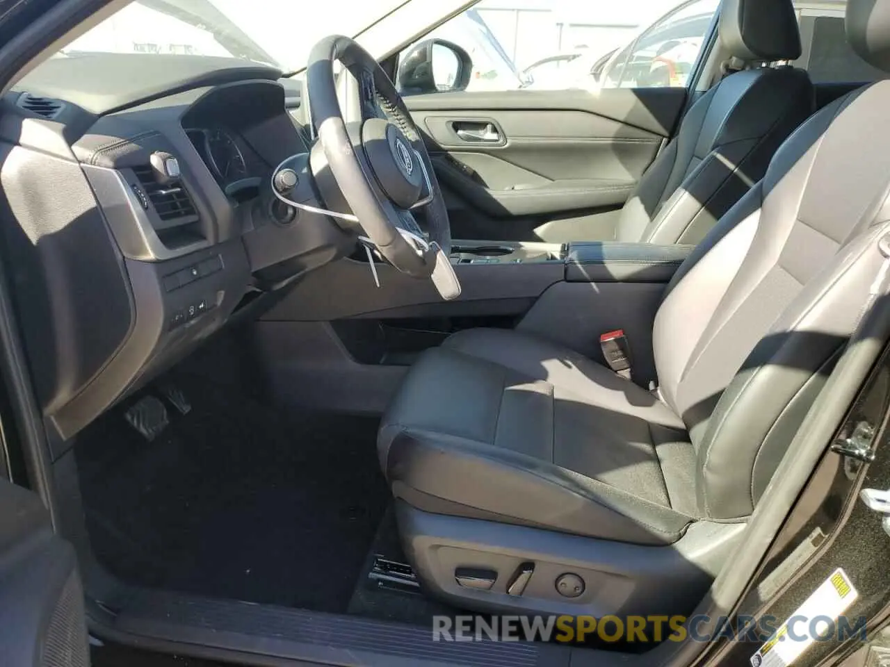 7 Photograph of a damaged car 5N1BT3BA5RC719064 NISSAN ROGUE 2024