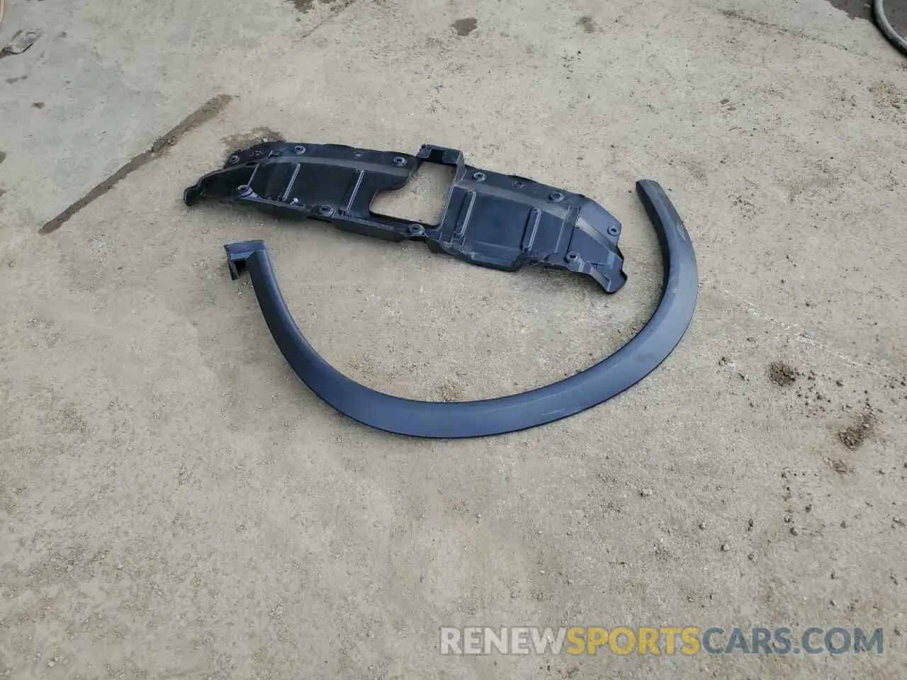 13 Photograph of a damaged car 5N1BT3BA6RC691274 NISSAN ROGUE 2024