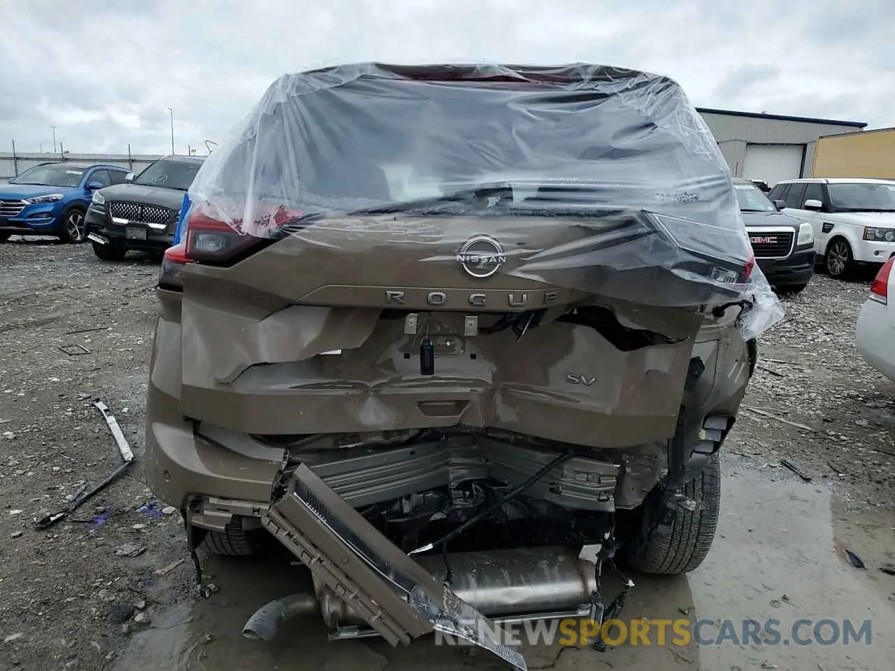 6 Photograph of a damaged car 5N1BT3BA6RC739887 NISSAN ROGUE 2024