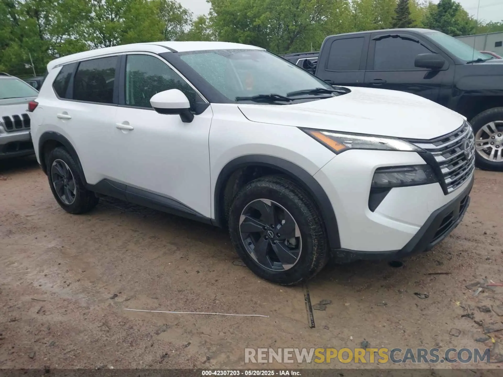 1 Photograph of a damaged car 5N1BT3BA7RC682616 NISSAN ROGUE 2024