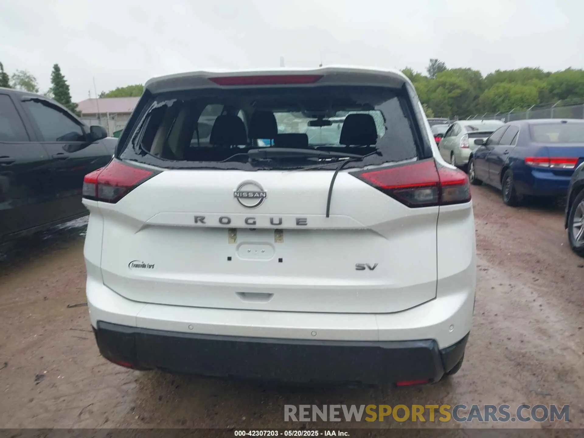16 Photograph of a damaged car 5N1BT3BA7RC682616 NISSAN ROGUE 2024