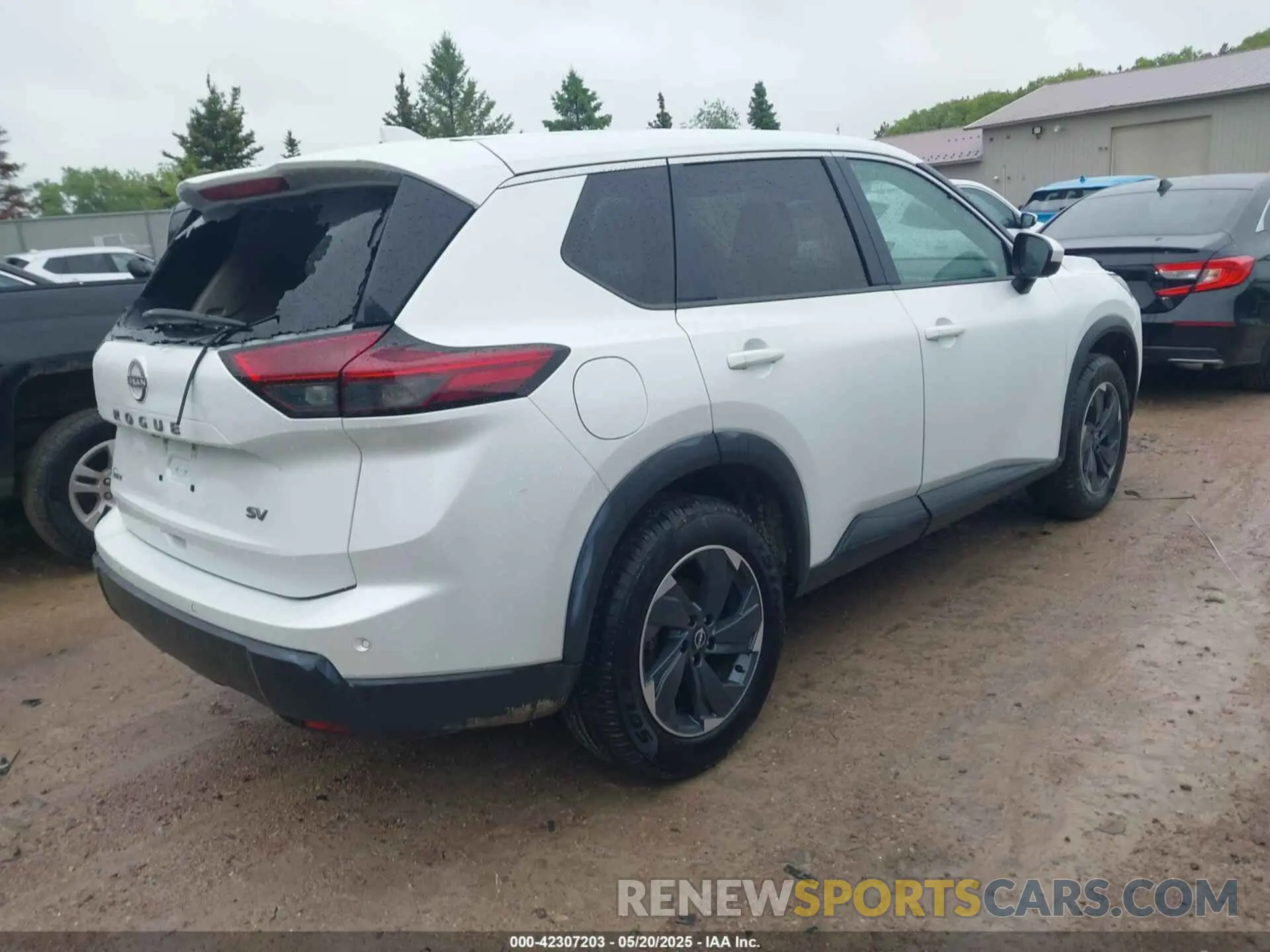 4 Photograph of a damaged car 5N1BT3BA7RC682616 NISSAN ROGUE 2024