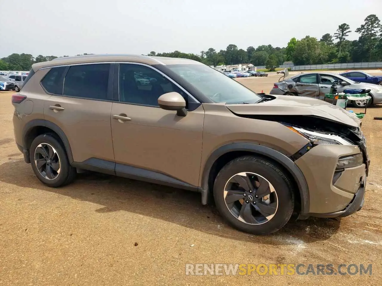 4 Photograph of a damaged car 5N1BT3BA7RC723990 NISSAN ROGUE 2024