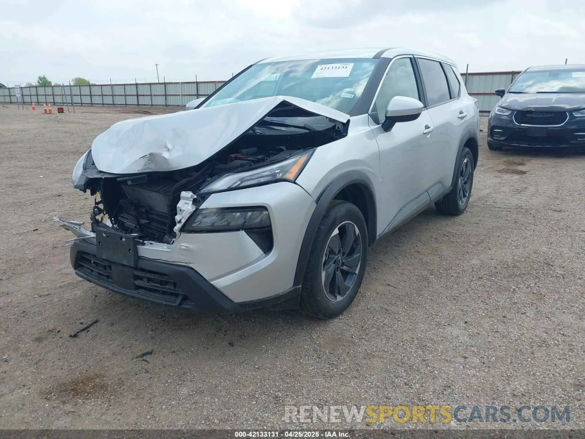 2 Photograph of a damaged car 5N1BT3BA8RC677554 NISSAN ROGUE 2024