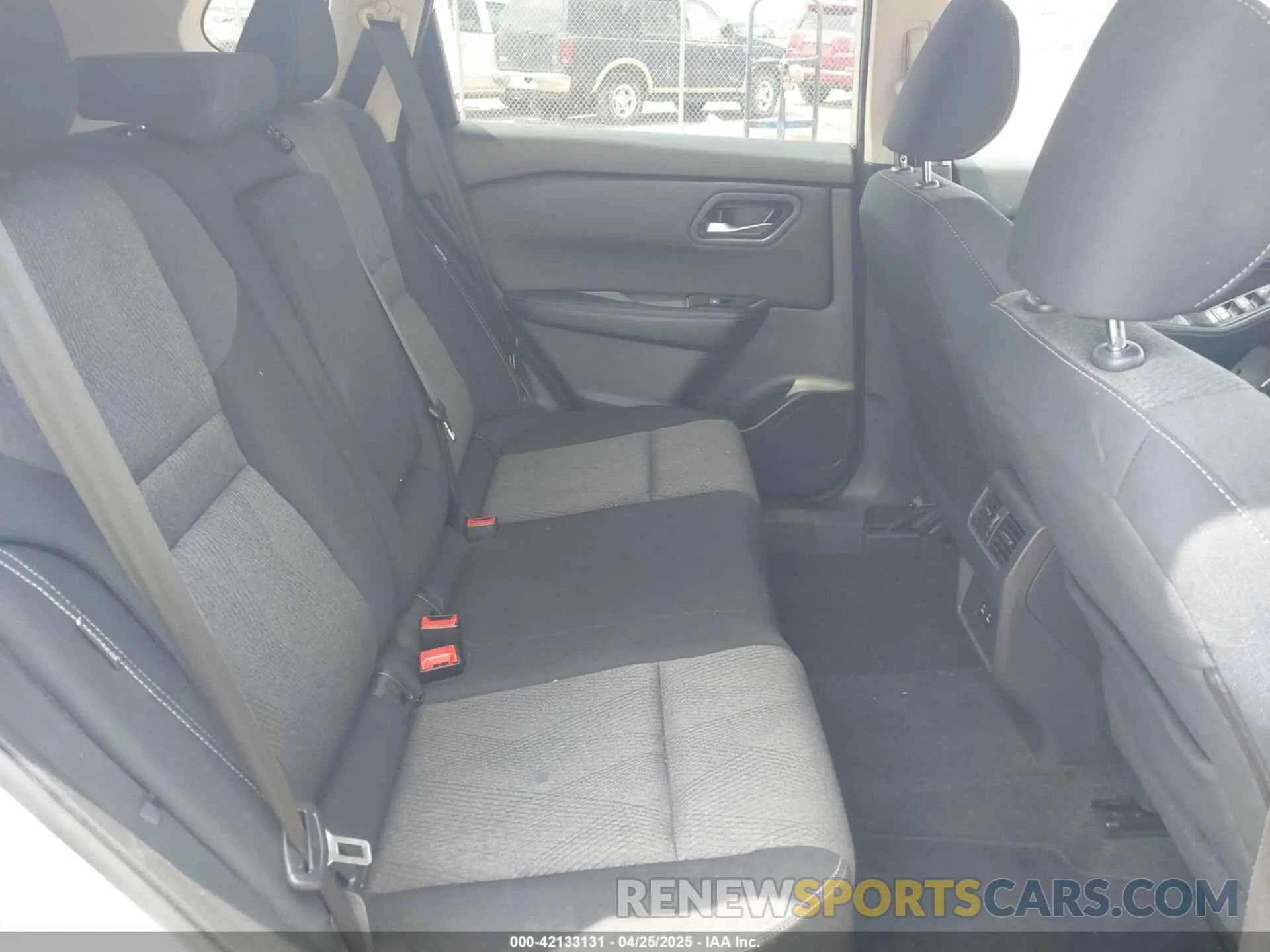 8 Photograph of a damaged car 5N1BT3BA8RC677554 NISSAN ROGUE 2024