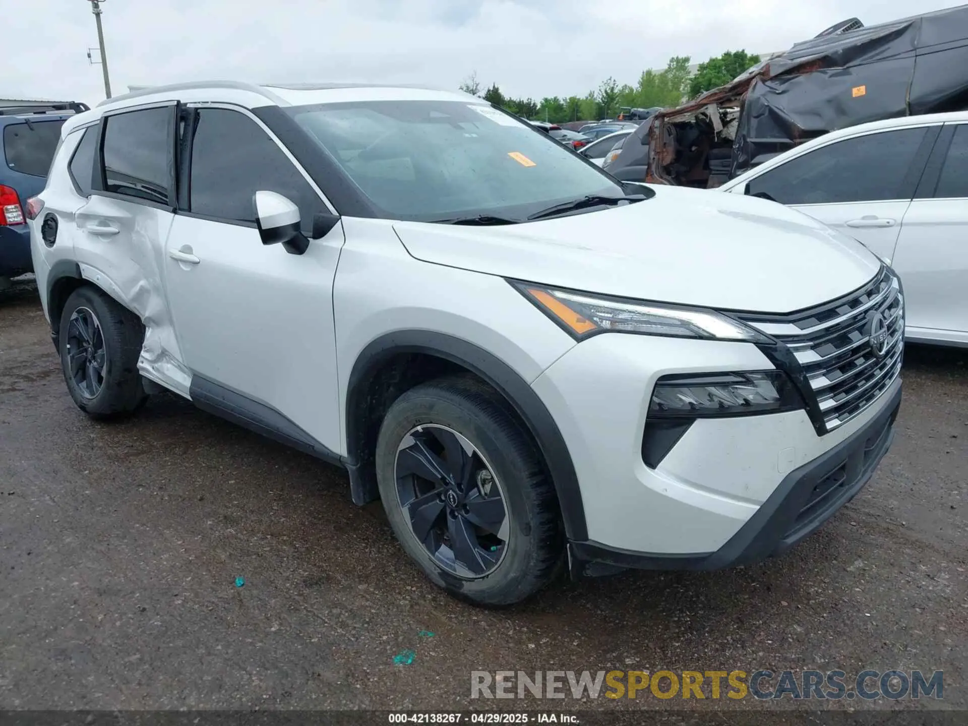 1 Photograph of a damaged car 5N1BT3BA8RC744847 NISSAN ROGUE 2024