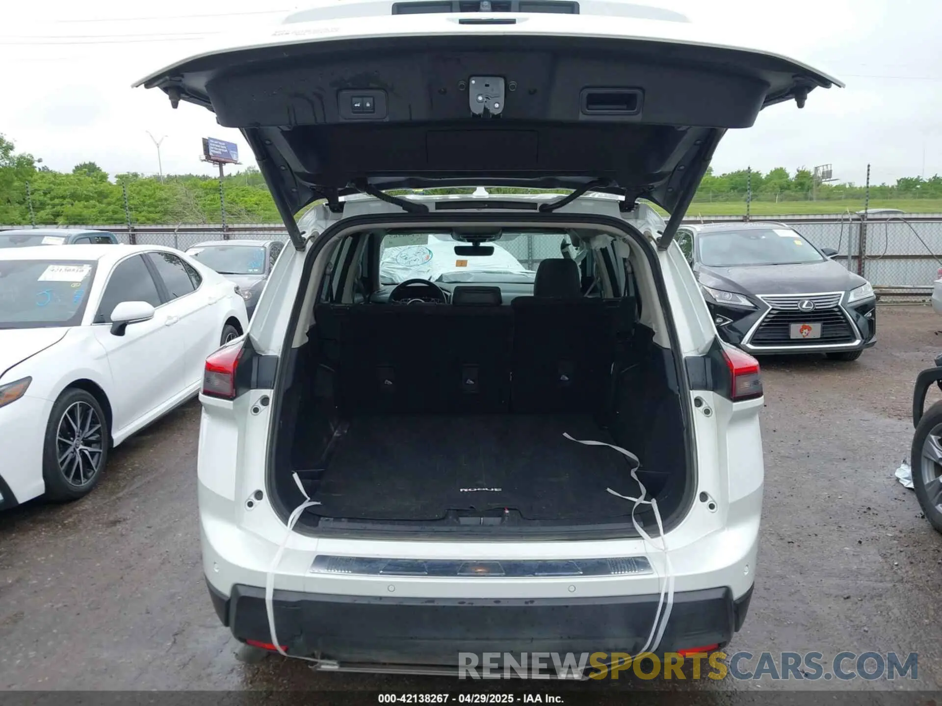 16 Photograph of a damaged car 5N1BT3BA8RC744847 NISSAN ROGUE 2024