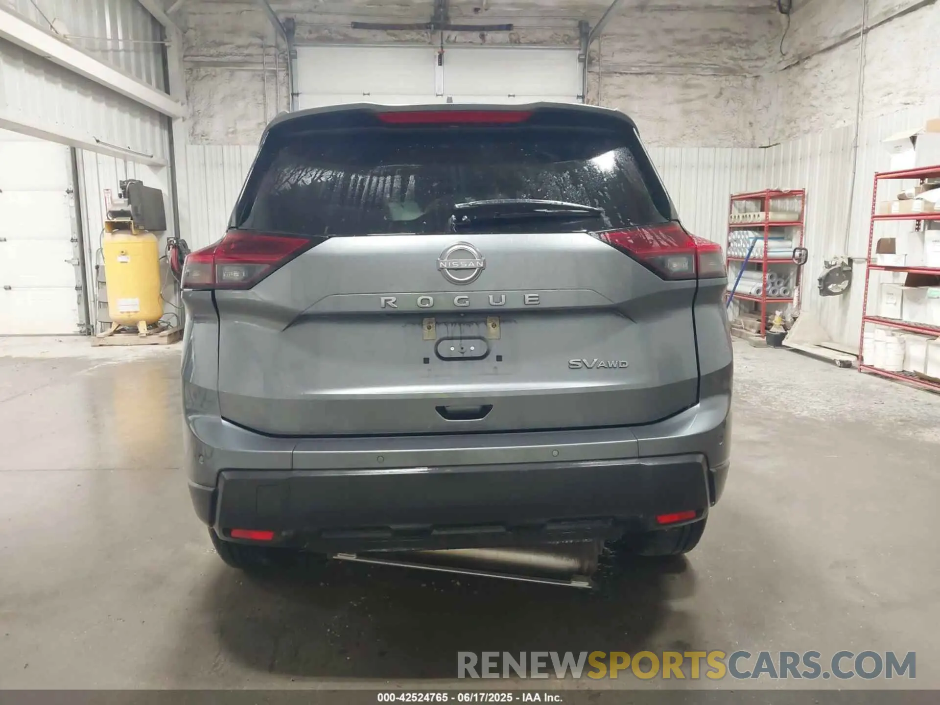 17 Photograph of a damaged car 5N1BT3BB0RC701399 NISSAN ROGUE 2024