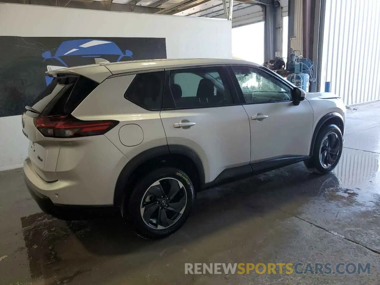 3 Photograph of a damaged car 5N1BT3BB1RC681695 NISSAN ROGUE 2024