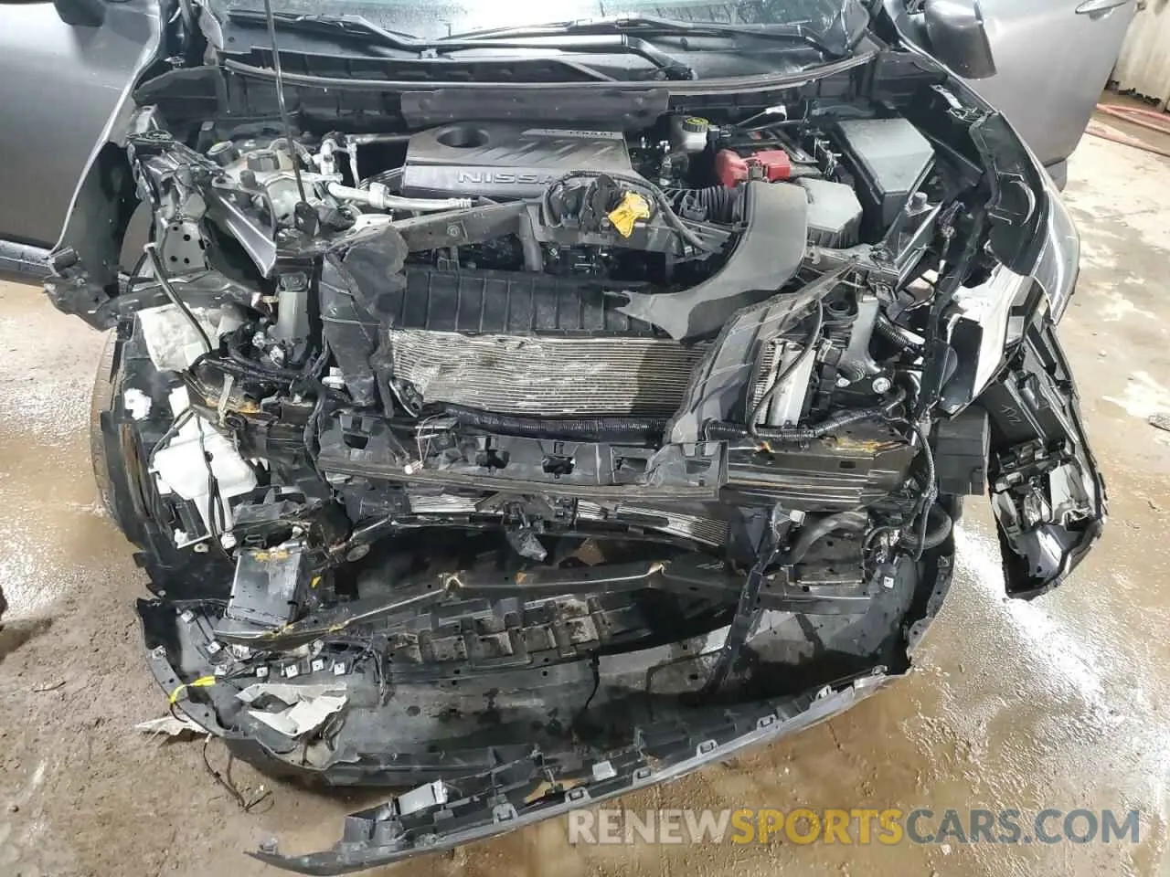 11 Photograph of a damaged car 5N1BT3BB1RC698089 NISSAN ROGUE 2024