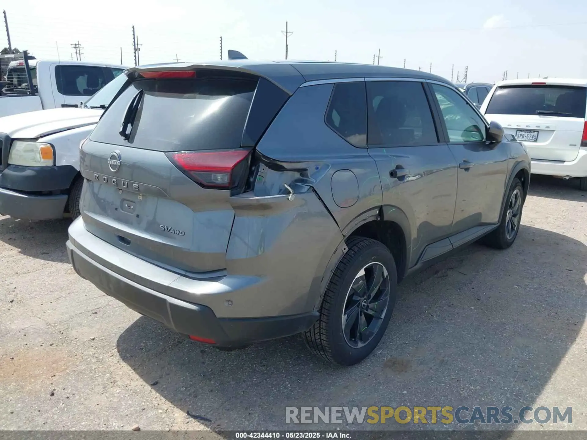 4 Photograph of a damaged car 5N1BT3BB1RC708927 NISSAN ROGUE 2024