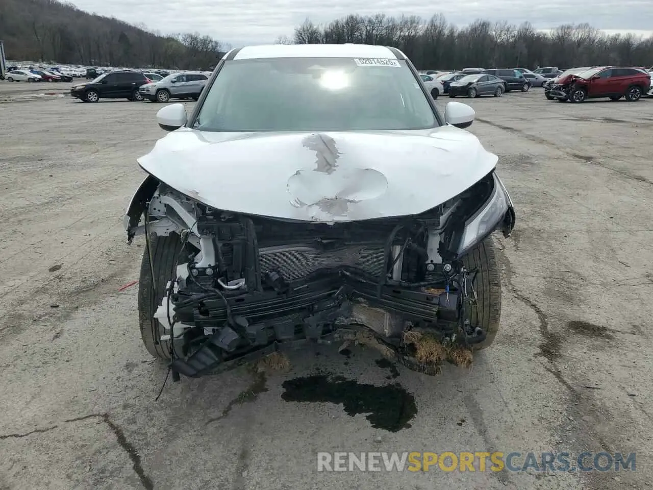 5 Photograph of a damaged car 5N1BT3BB1RC733603 NISSAN ROGUE 2024