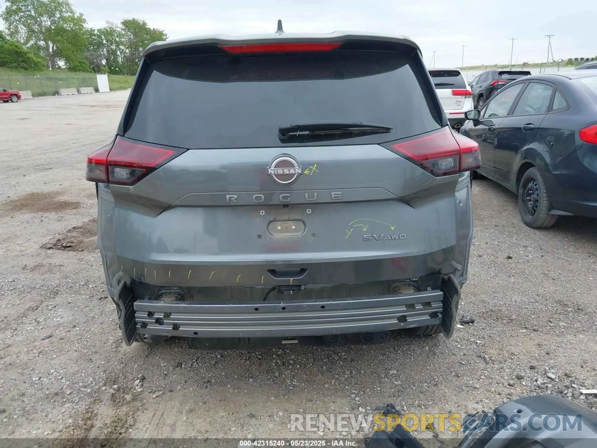 6 Photograph of a damaged car 5N1BT3BB3RC695923 NISSAN ROGUE 2024