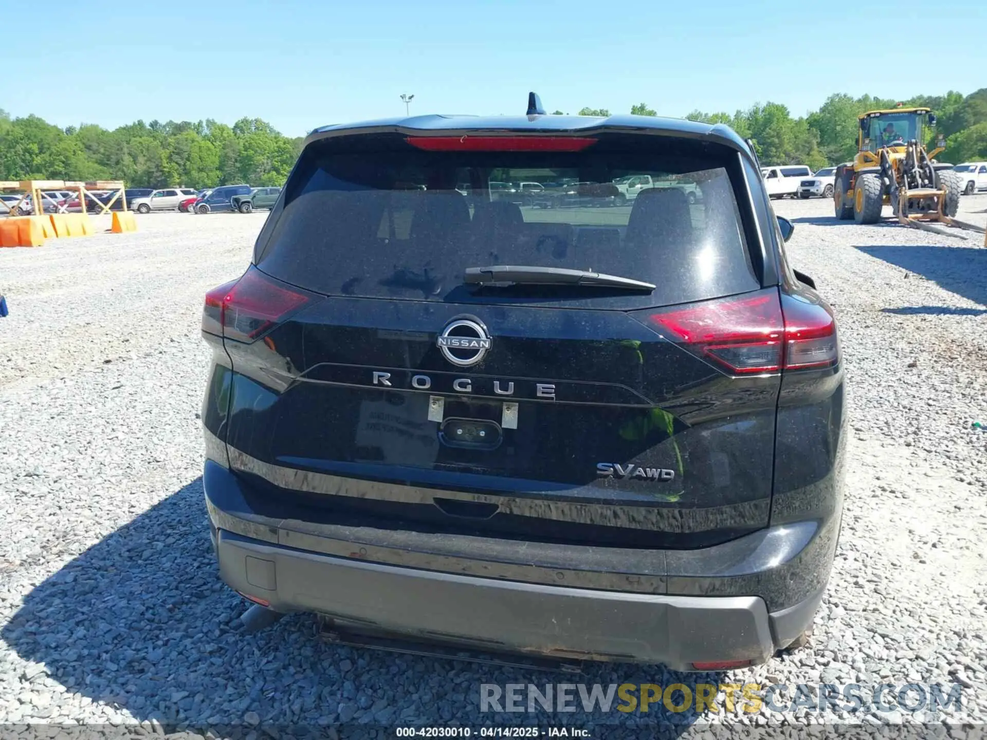 16 Photograph of a damaged car 5N1BT3BB3RC707679 NISSAN ROGUE 2024