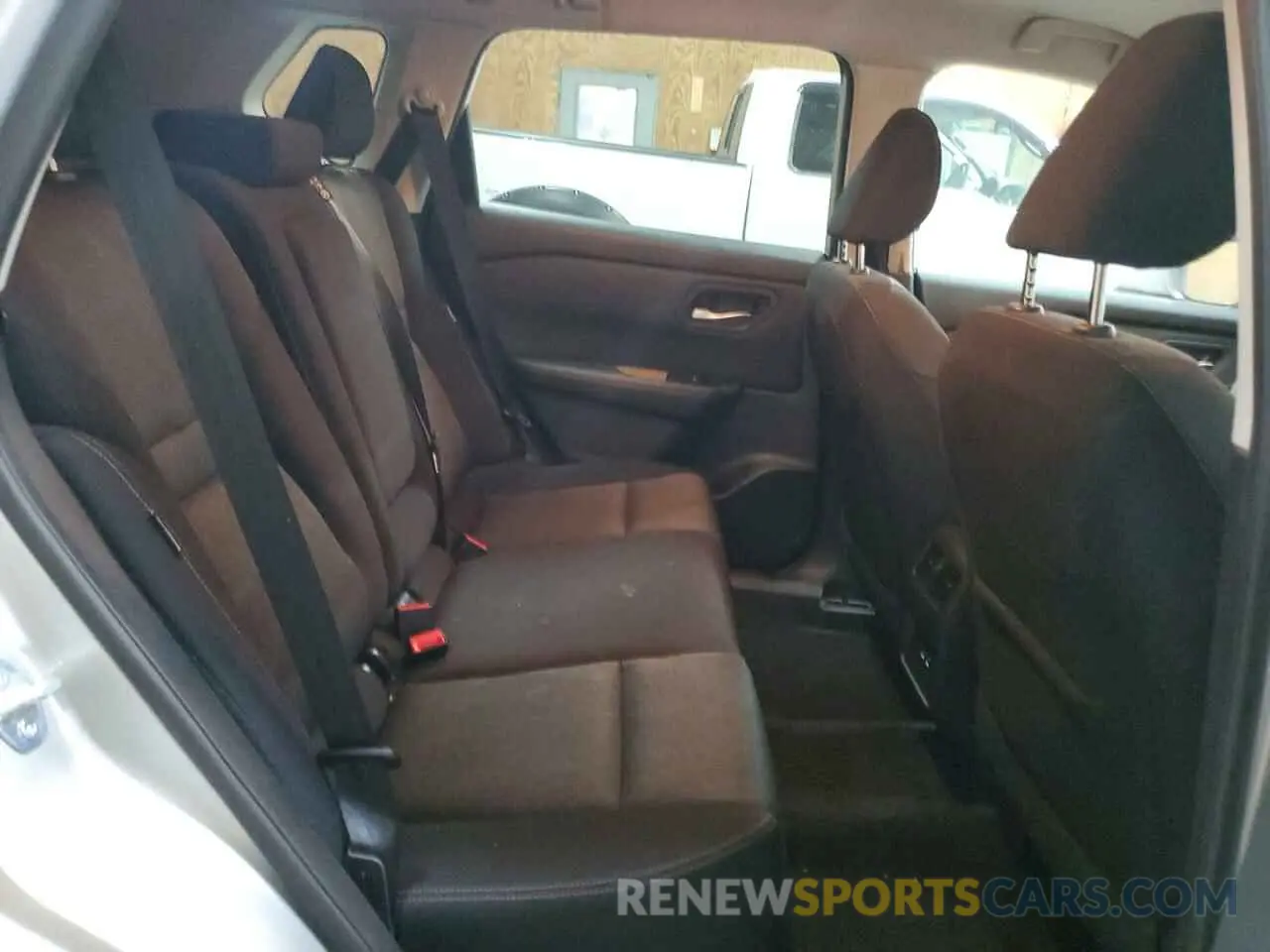 11 Photograph of a damaged car 5N1BT3BB3RC751584 NISSAN ROGUE 2024