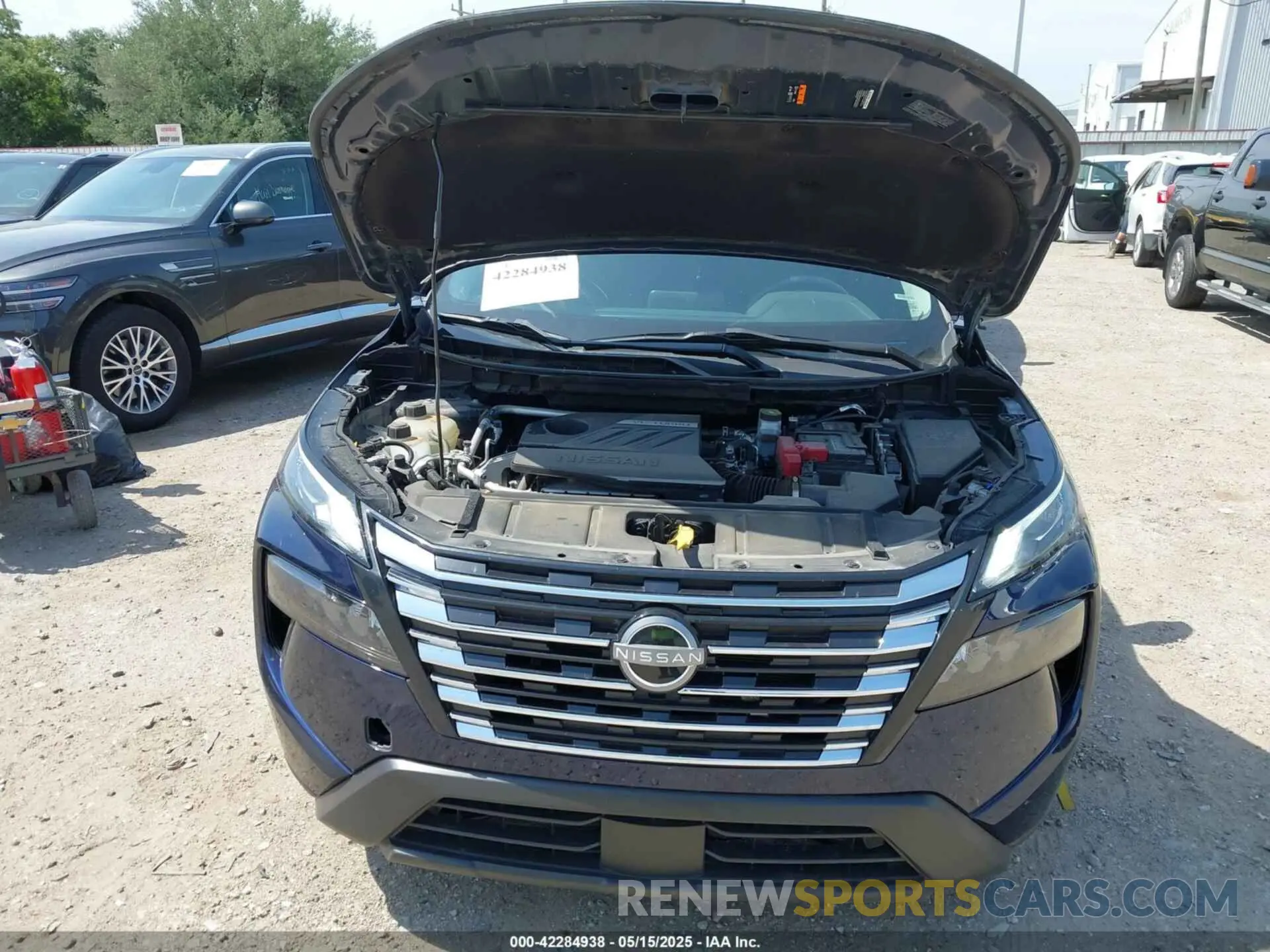10 Photograph of a damaged car 5N1BT3BB4RC691802 NISSAN ROGUE 2024