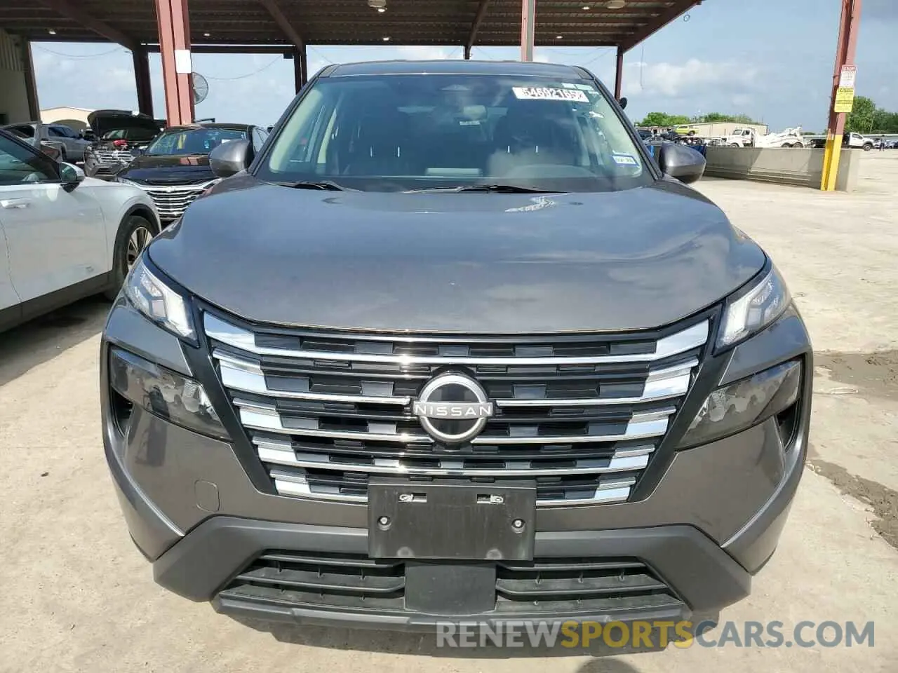 5 Photograph of a damaged car 5N1BT3BB4RC696420 NISSAN ROGUE 2024